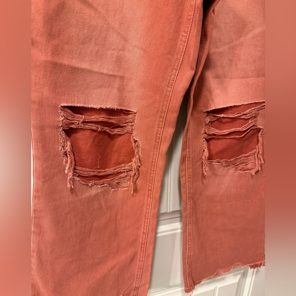 Zenana Women's Flare Distressed Jeans in Faded Orange SZ 30 - Picture 2 of 4